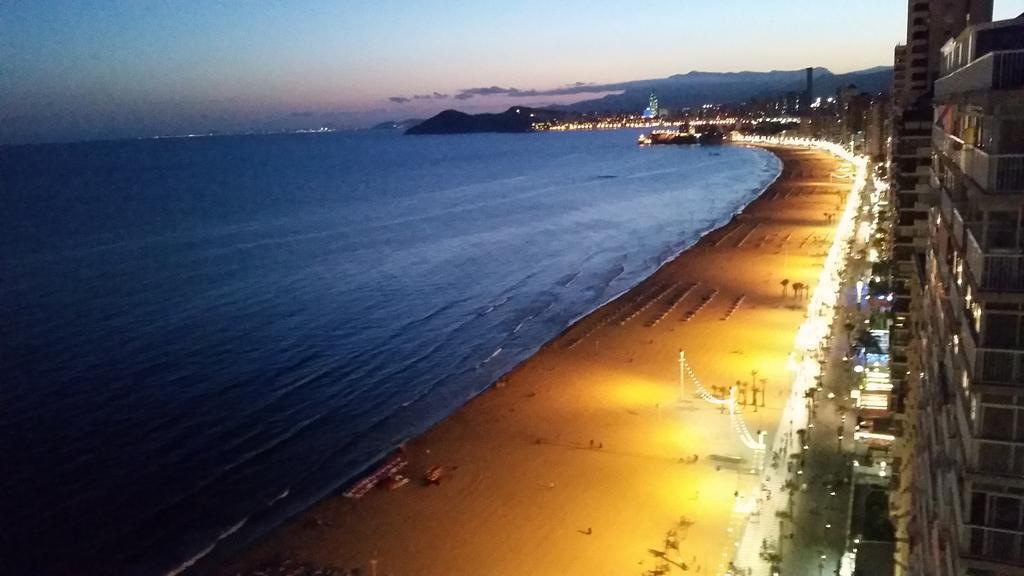 Apartamentos Don Vicente Benidorm Quarto foto